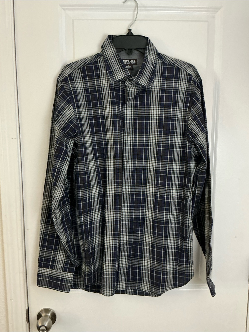Classic men's Michael Kors long-sleeve button-down dress shirt in a timeless nav